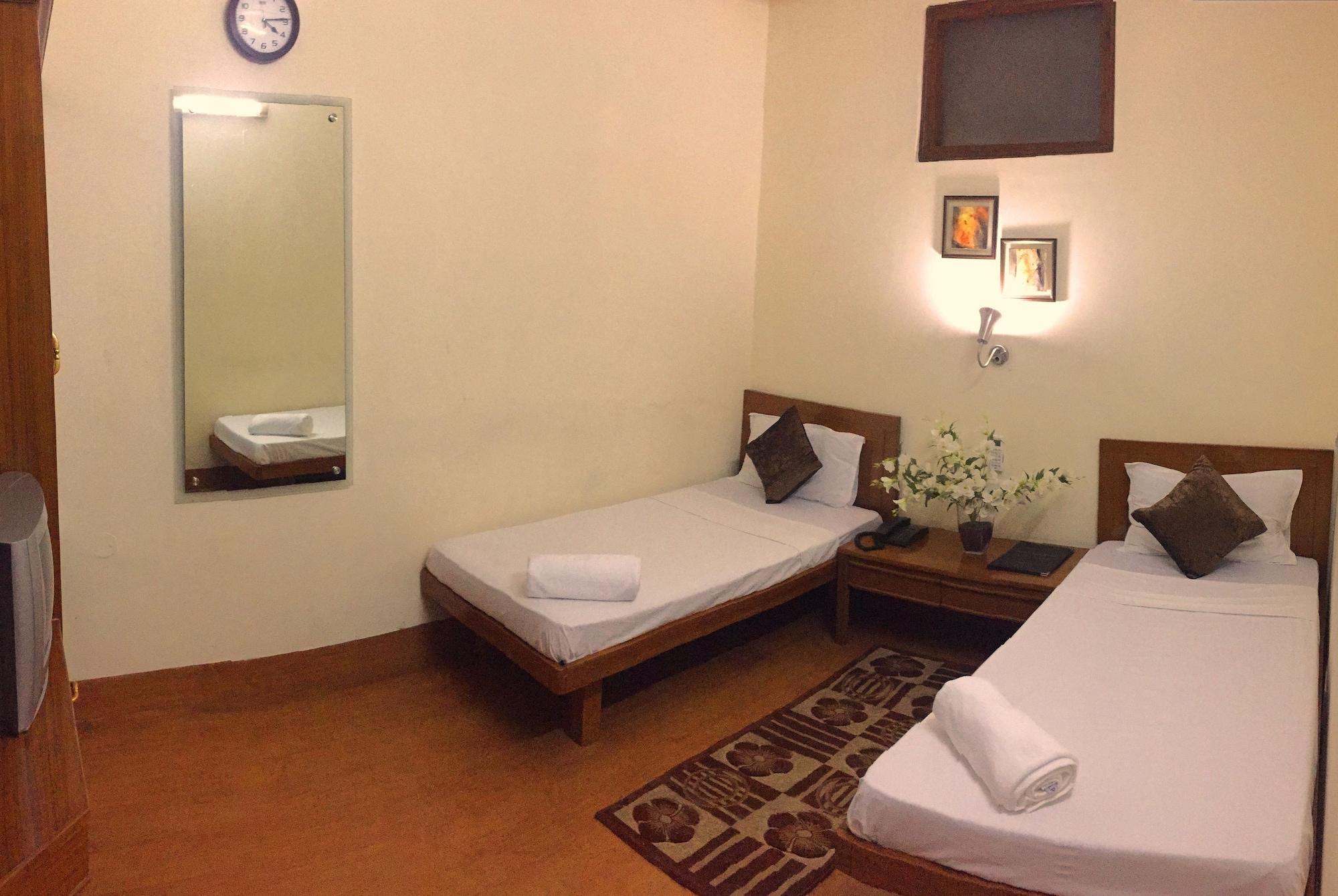 Airport Hotel New Delhi Extérieur photo