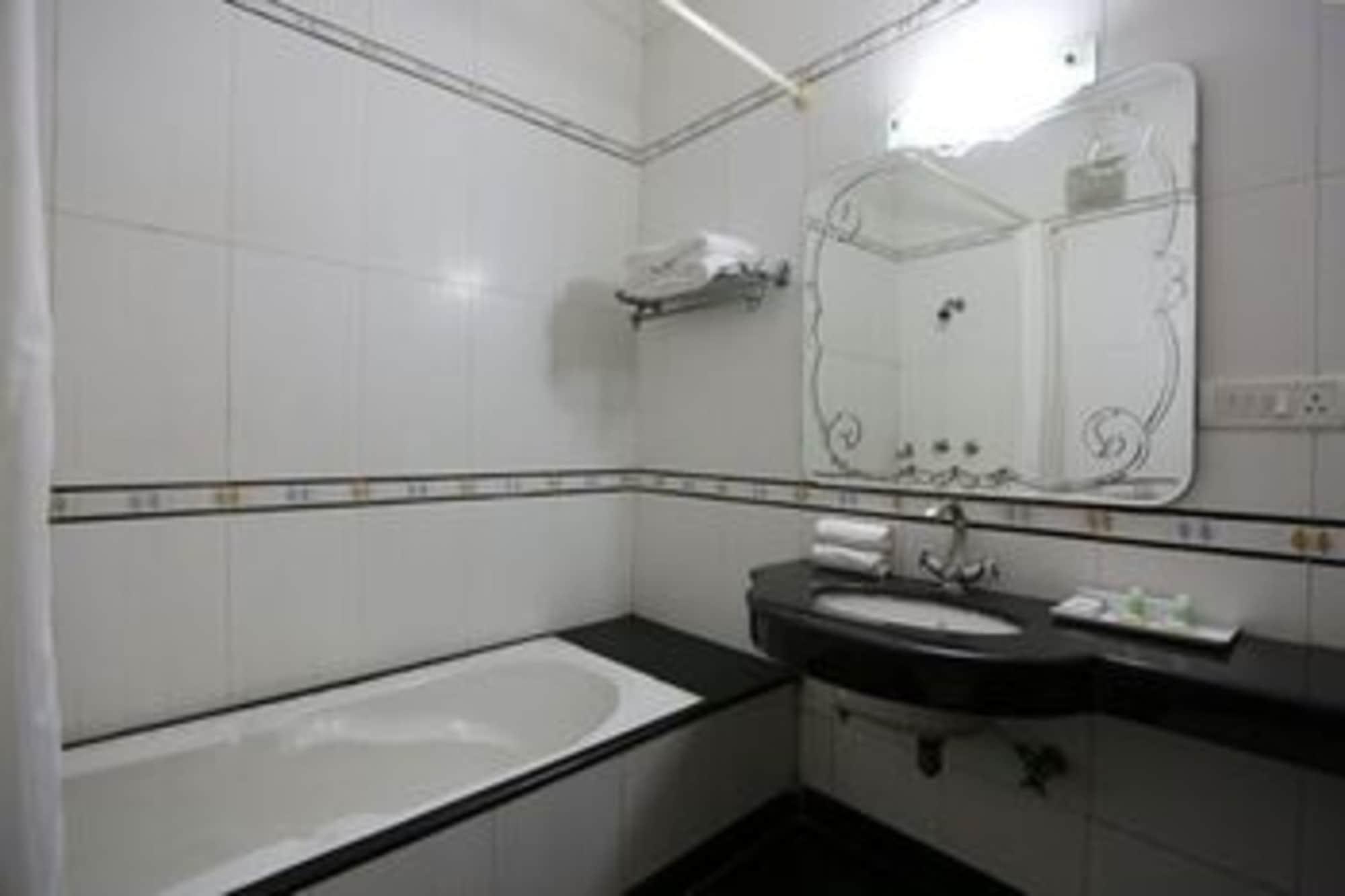 Airport Hotel New Delhi Extérieur photo