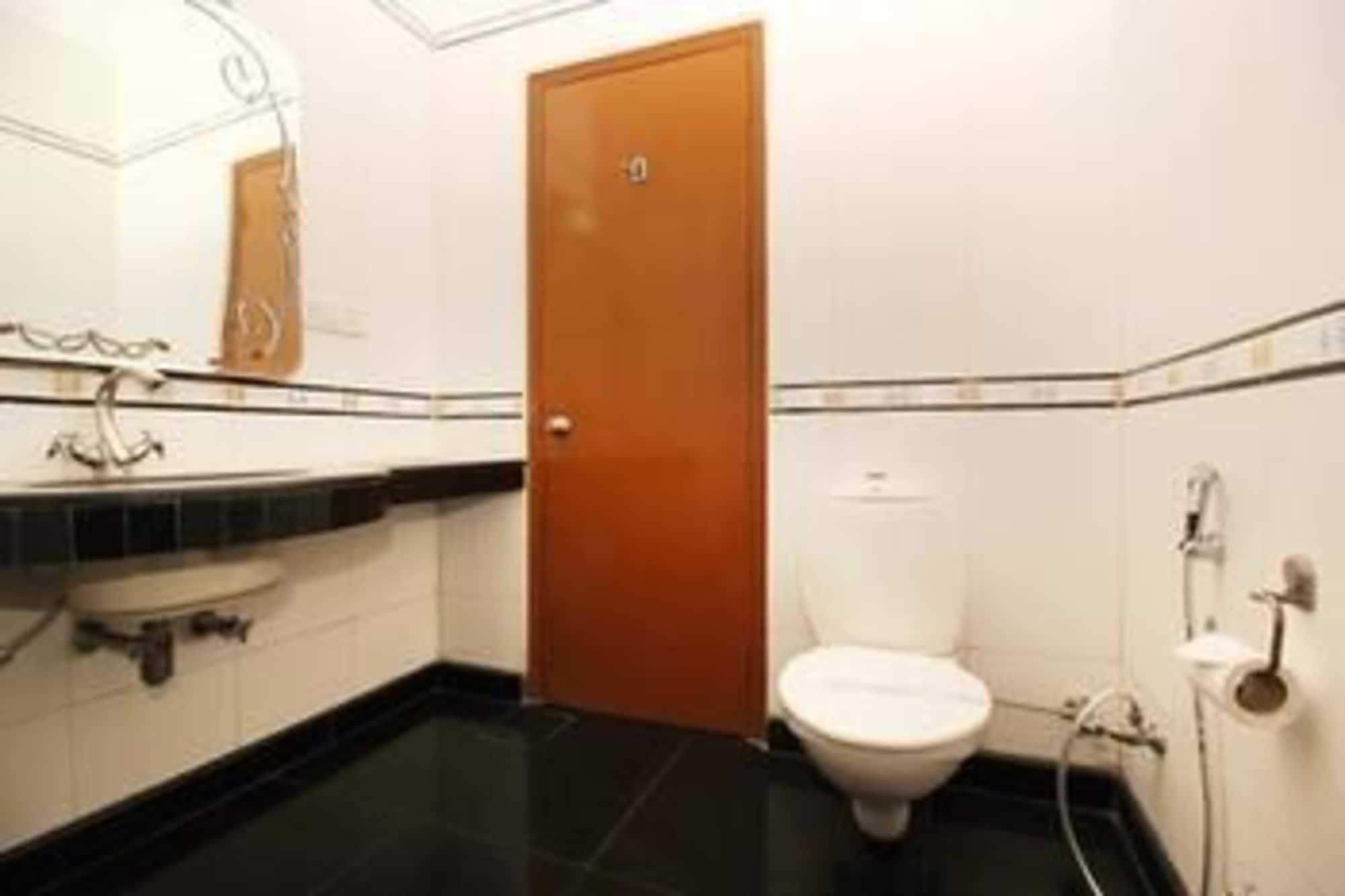 Airport Hotel New Delhi Extérieur photo