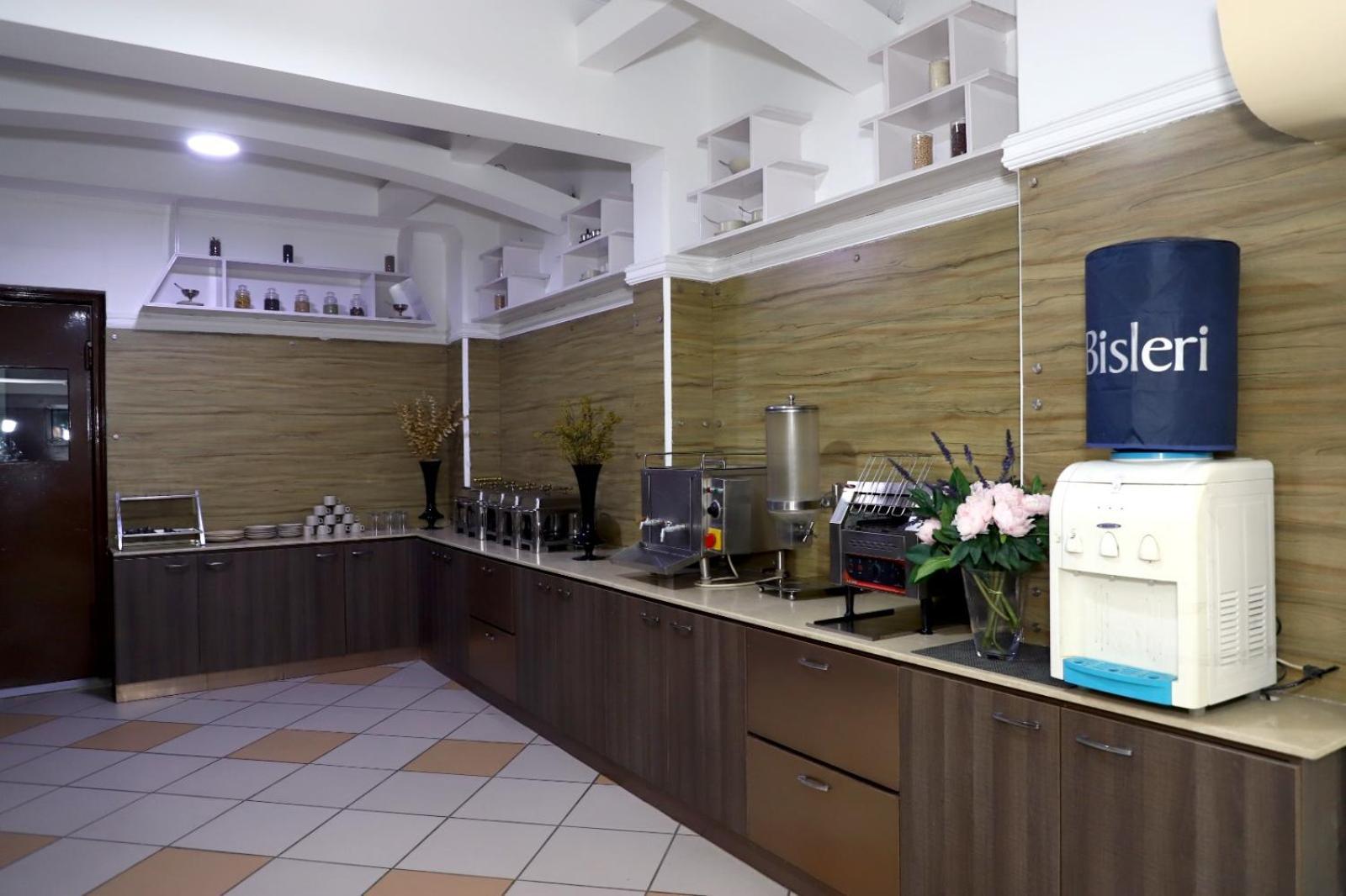 Airport Hotel New Delhi Extérieur photo