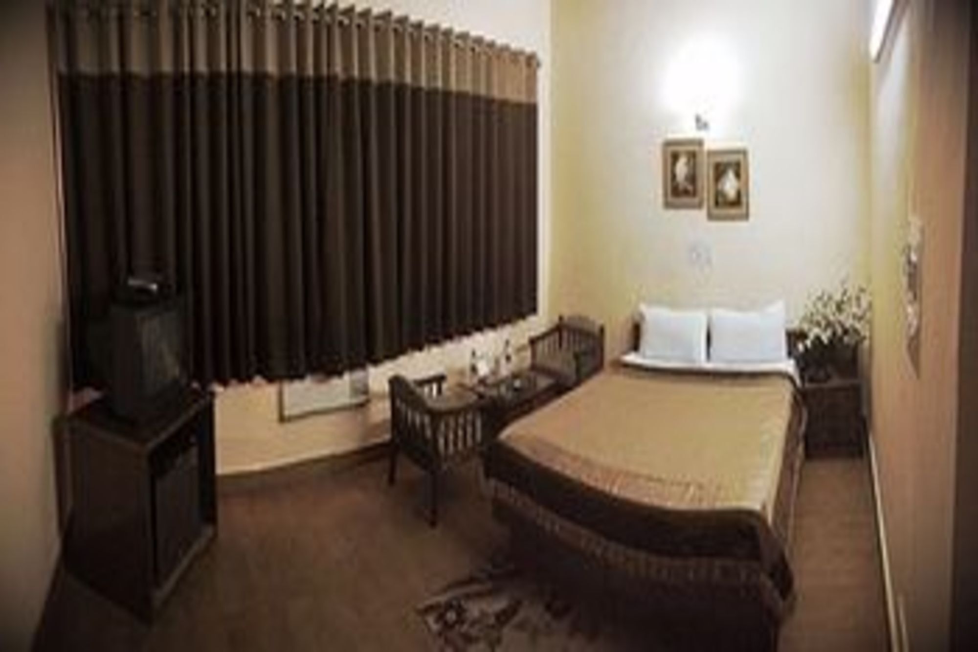Airport Hotel New Delhi Extérieur photo