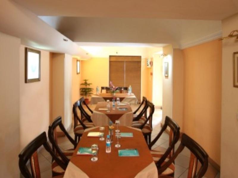 Airport Hotel New Delhi Extérieur photo